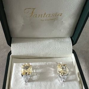 Fantasia by DeSerio beautiful yellow stone earrings